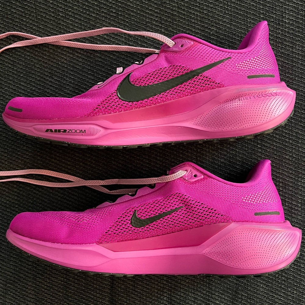 Men's Nike Pegasus 41 Running Shoe Hyper Violet Size 11.5